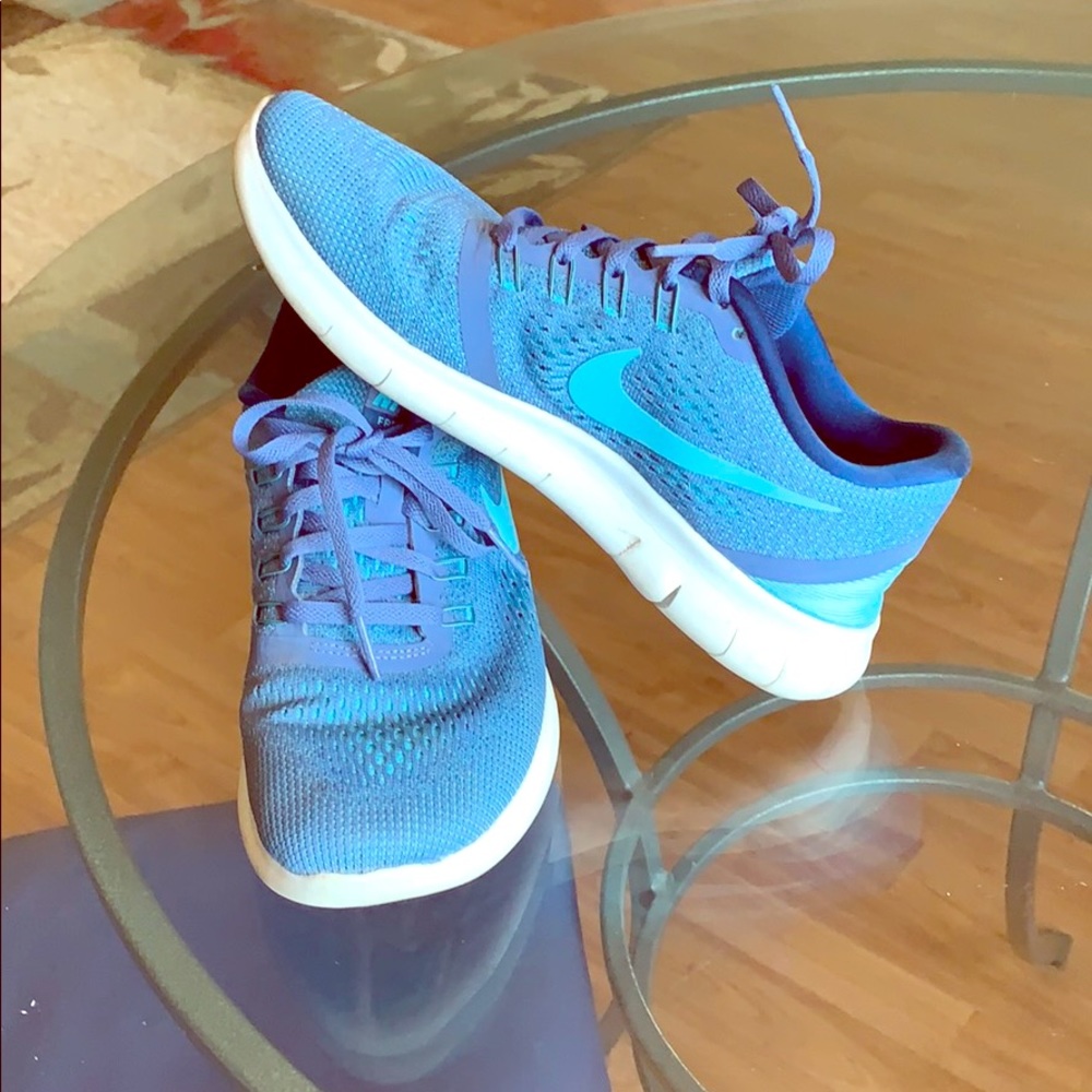 Nike Free RN running shoe 👟